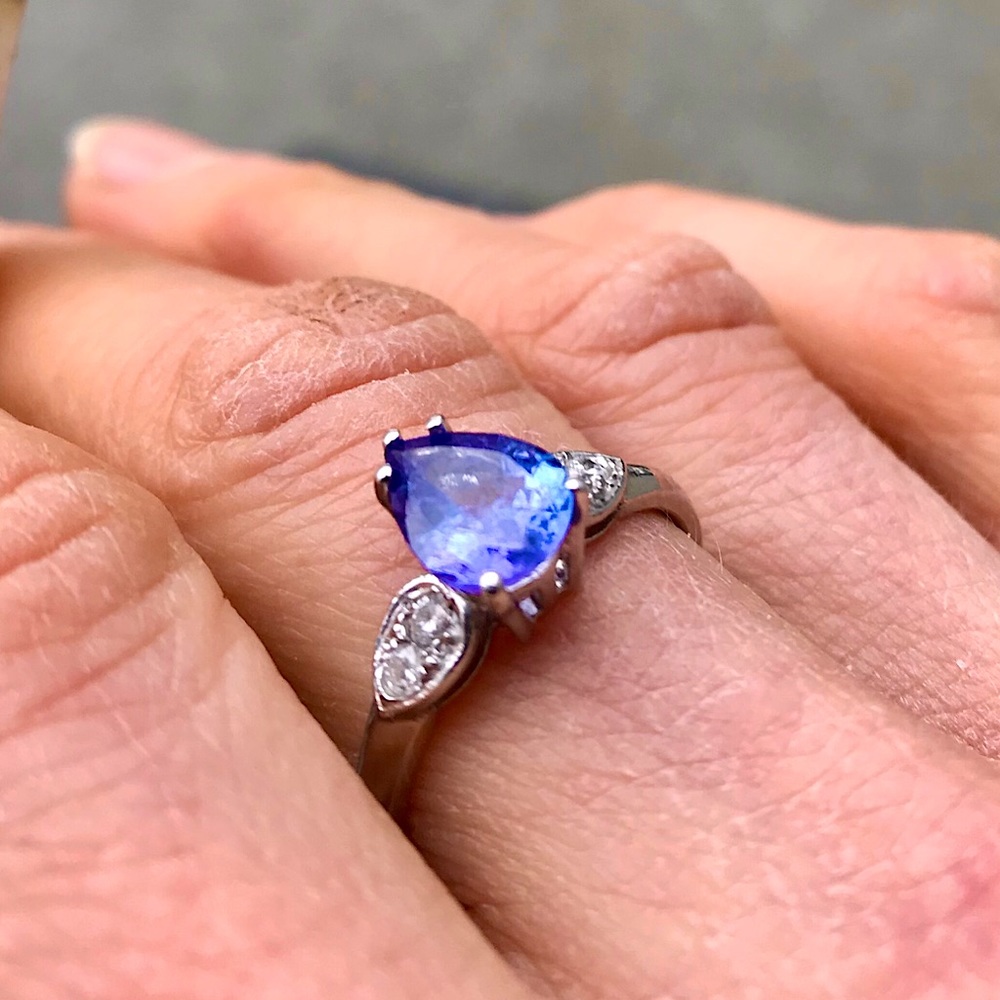 14k gold tanzanite ring 2.5ct Custom made